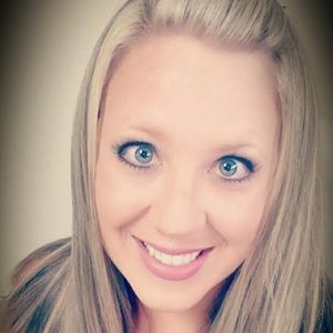 Meet your Posher, Cortney